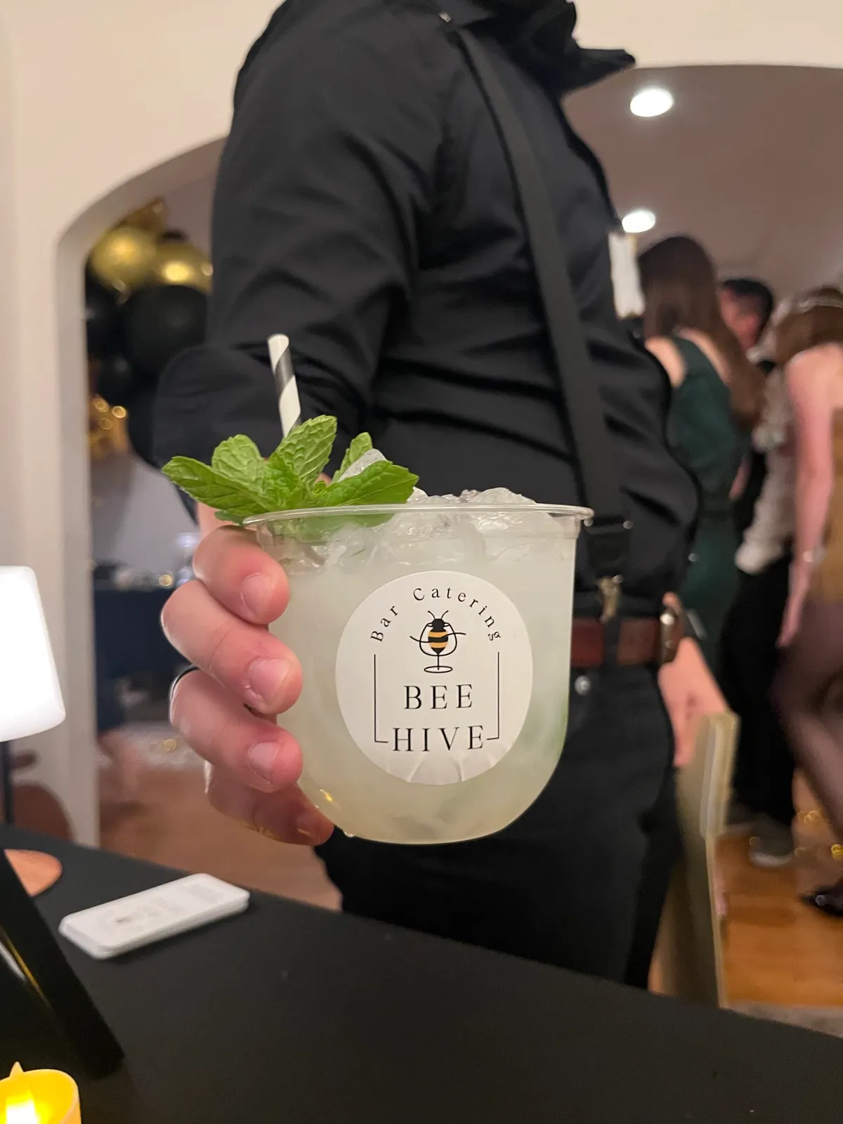 BeeHive Mobile Bar - Thumbnail 10