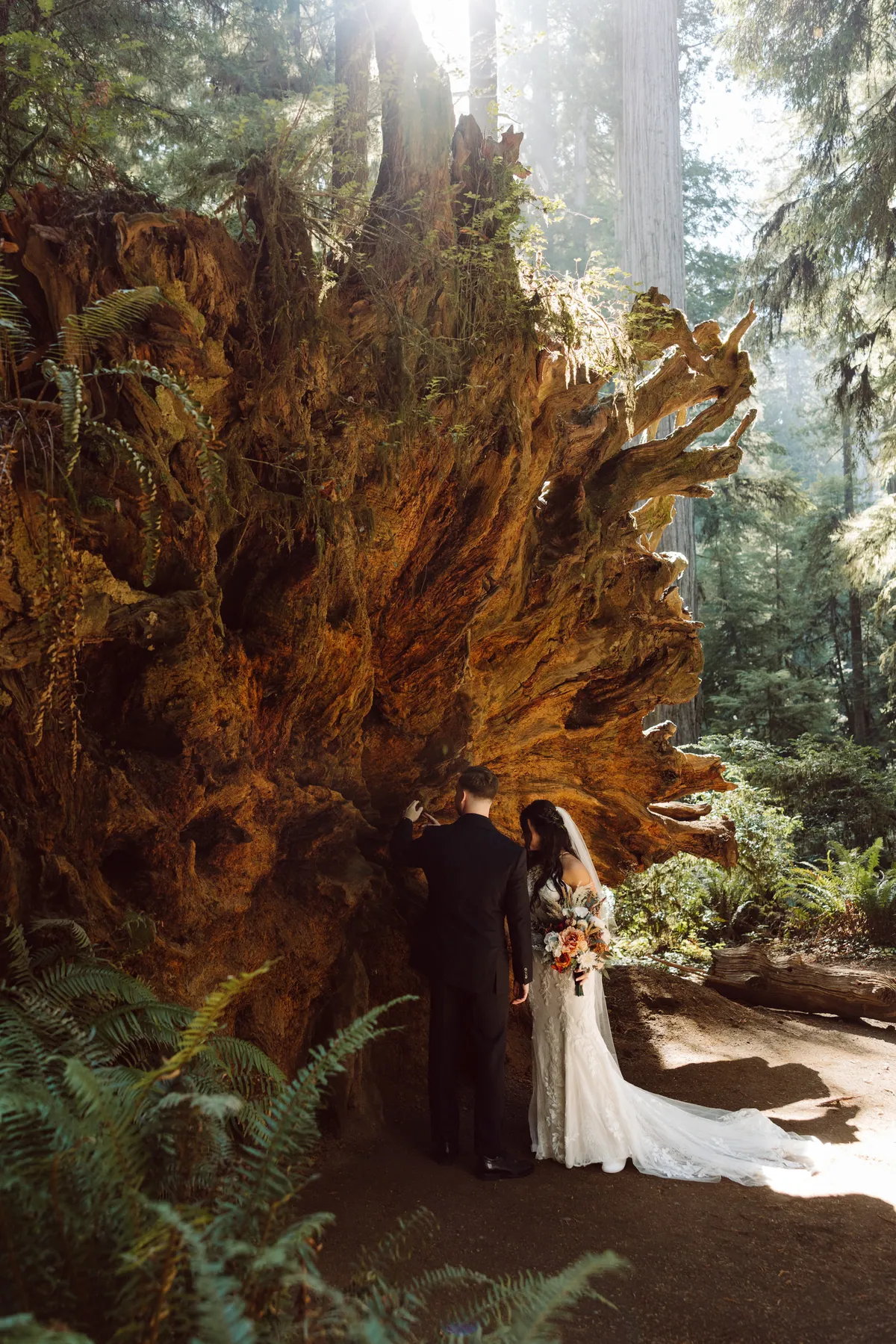 Uncharted Elopements - Thumbnail 5