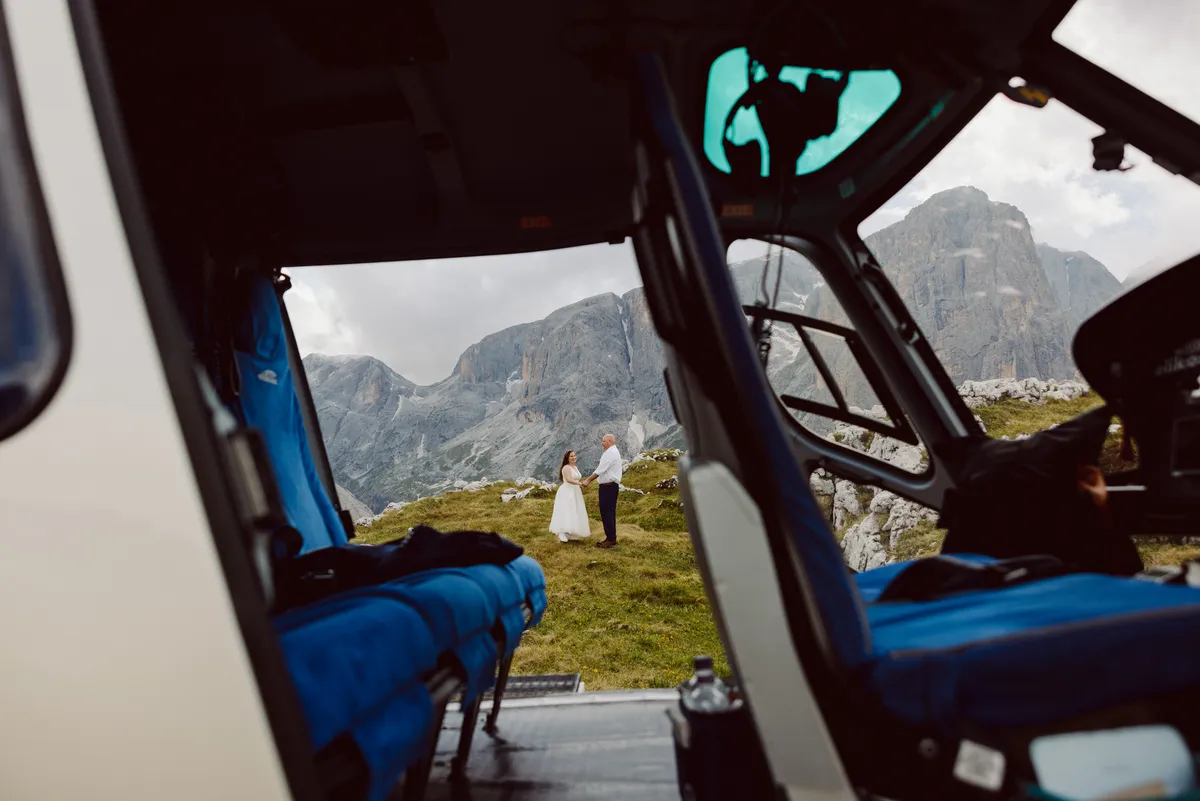Uncharted Elopements - Thumbnail 9