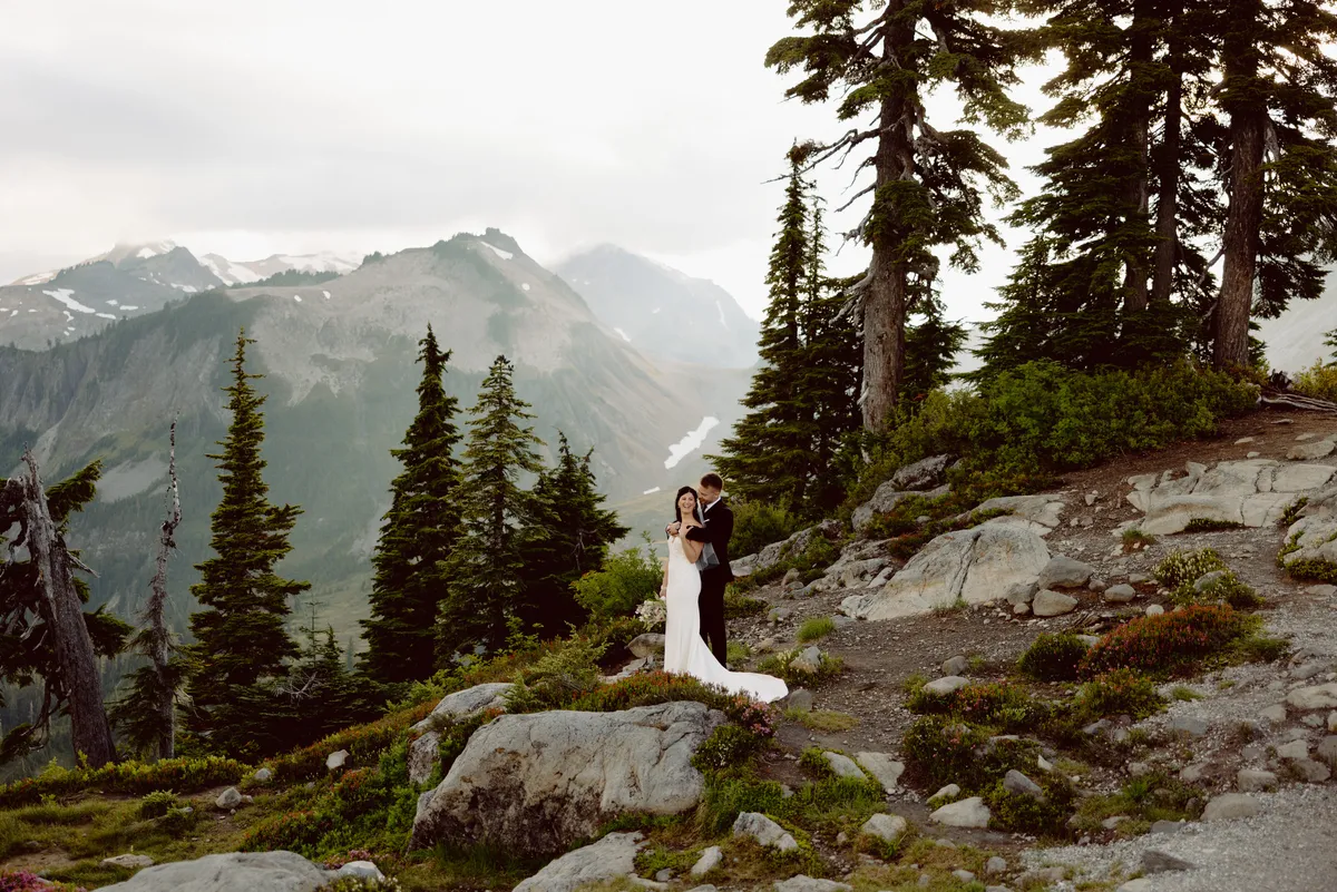 Uncharted Elopements - Thumbnail 15