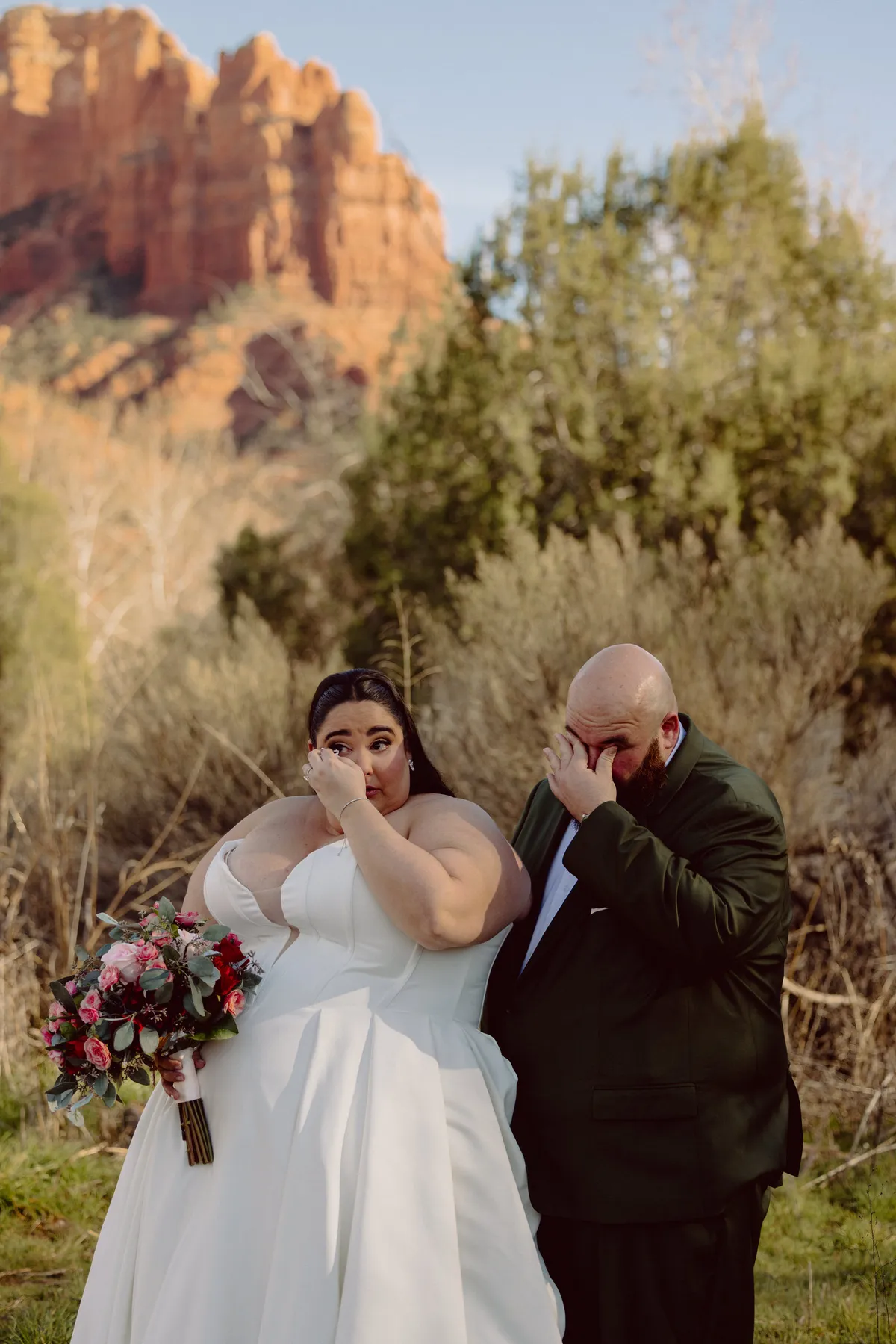 Uncharted Elopements - Thumbnail 19