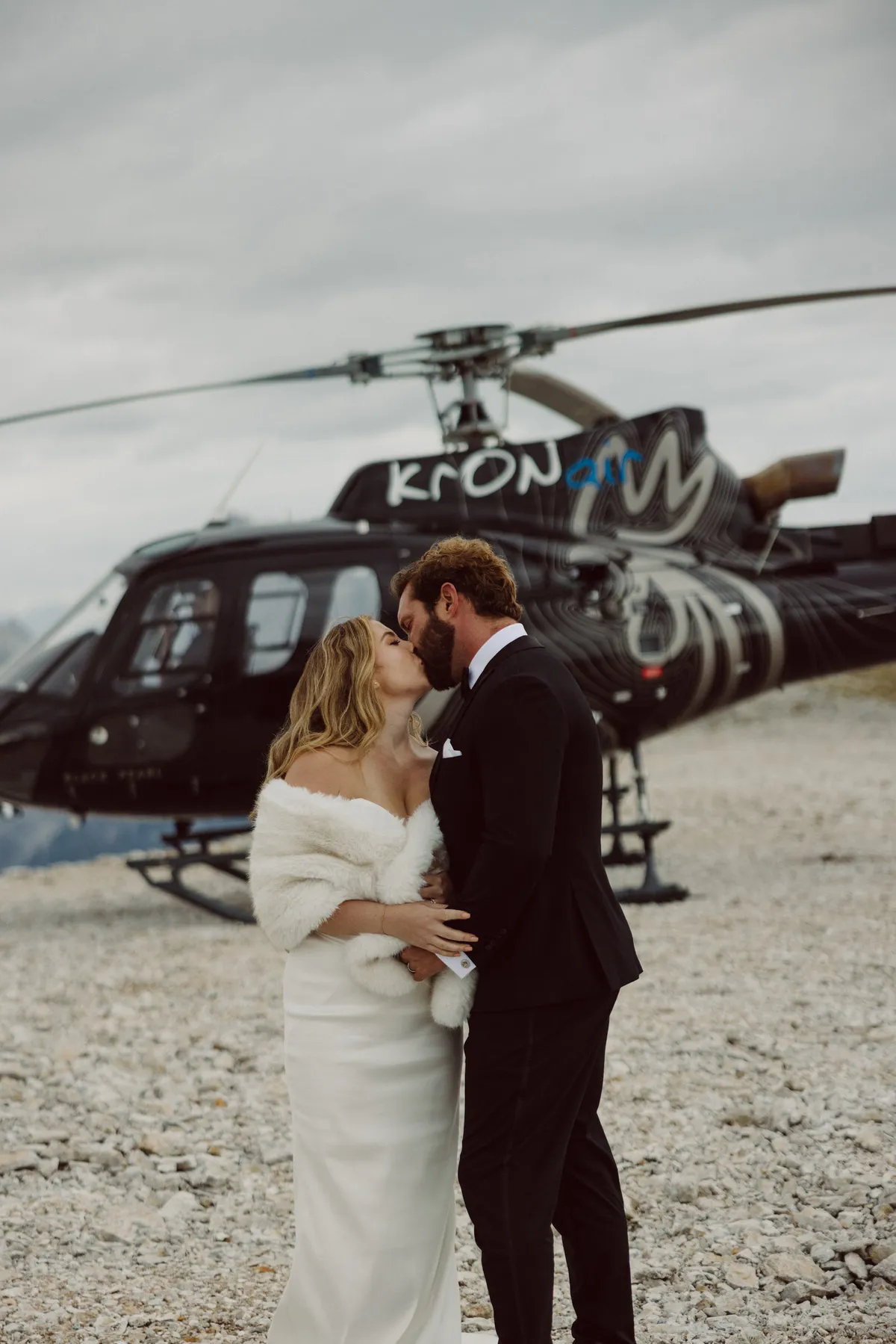 Uncharted Elopements - Thumbnail 31