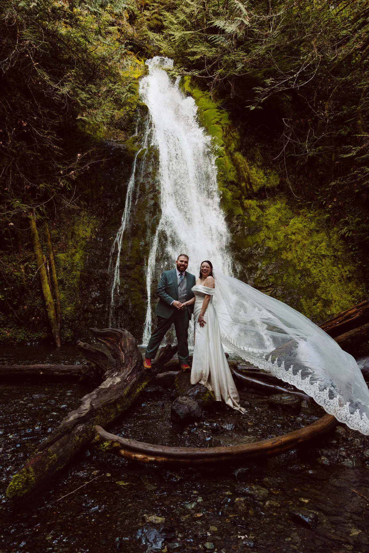 Uncharted Elopements - Thumbnail 34